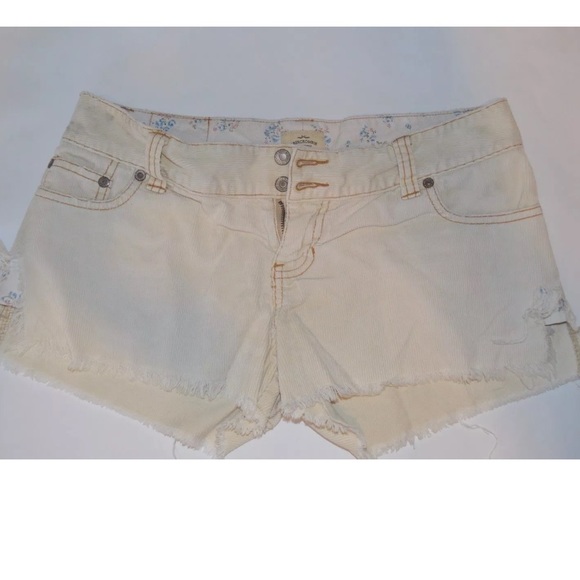 Abercrombie & Fitch Pants - Abercrombie & Fitch Corduroy Shorts